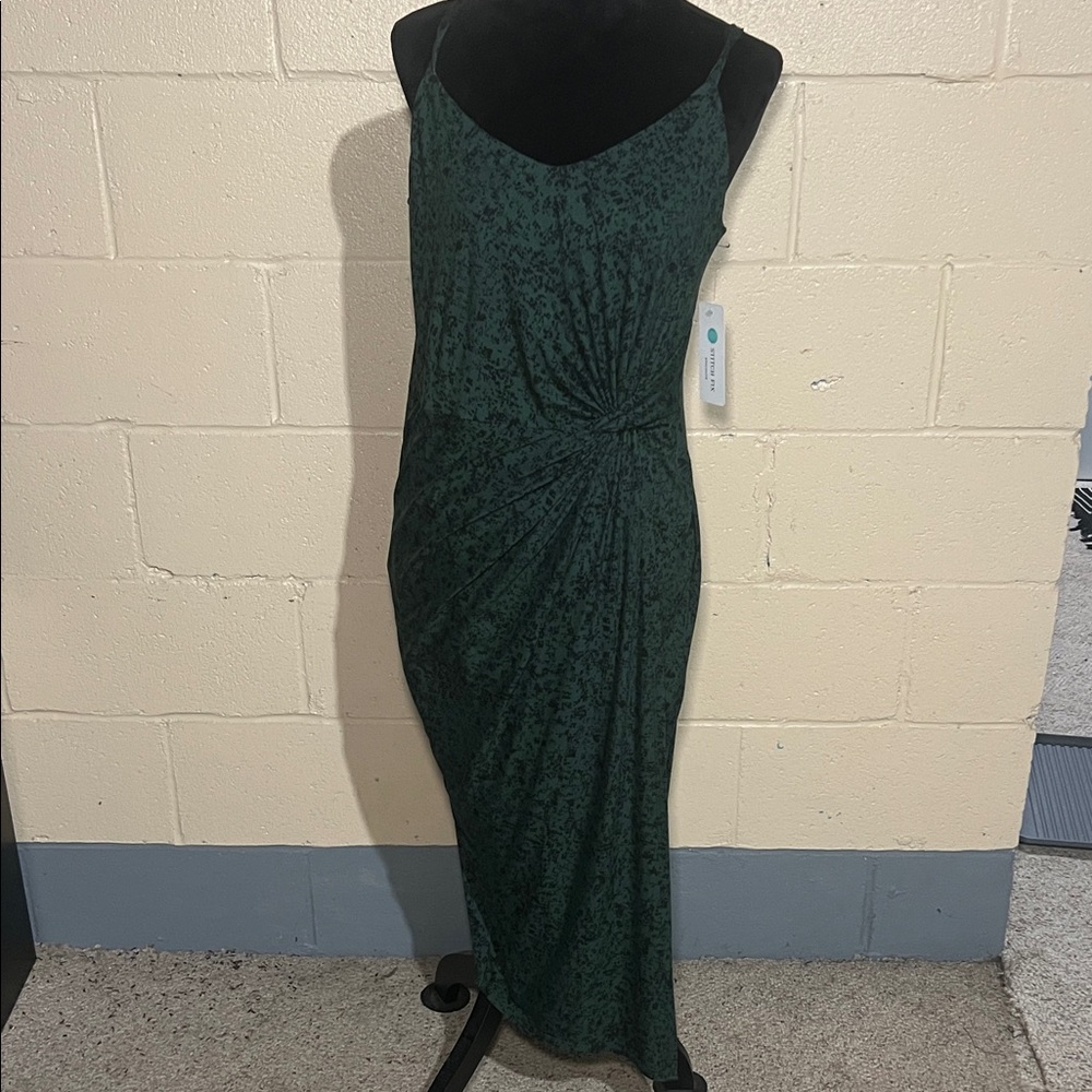 Elegant Forest Green Midi Dress
